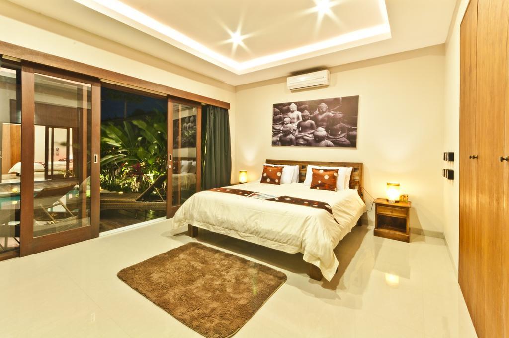 Villa Gayatri Seminyak Quarto foto