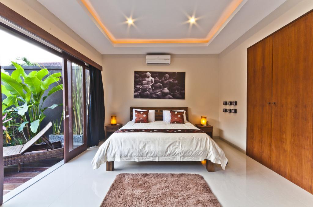 Villa Gayatri Seminyak Quarto foto