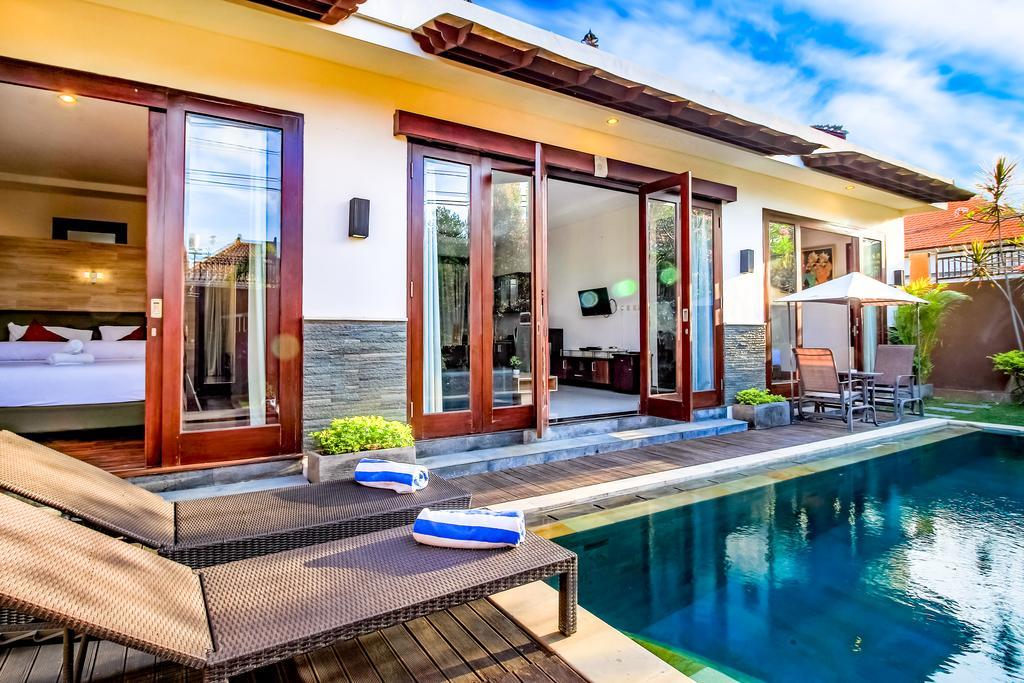 Villa Gayatri Seminyak Exterior foto