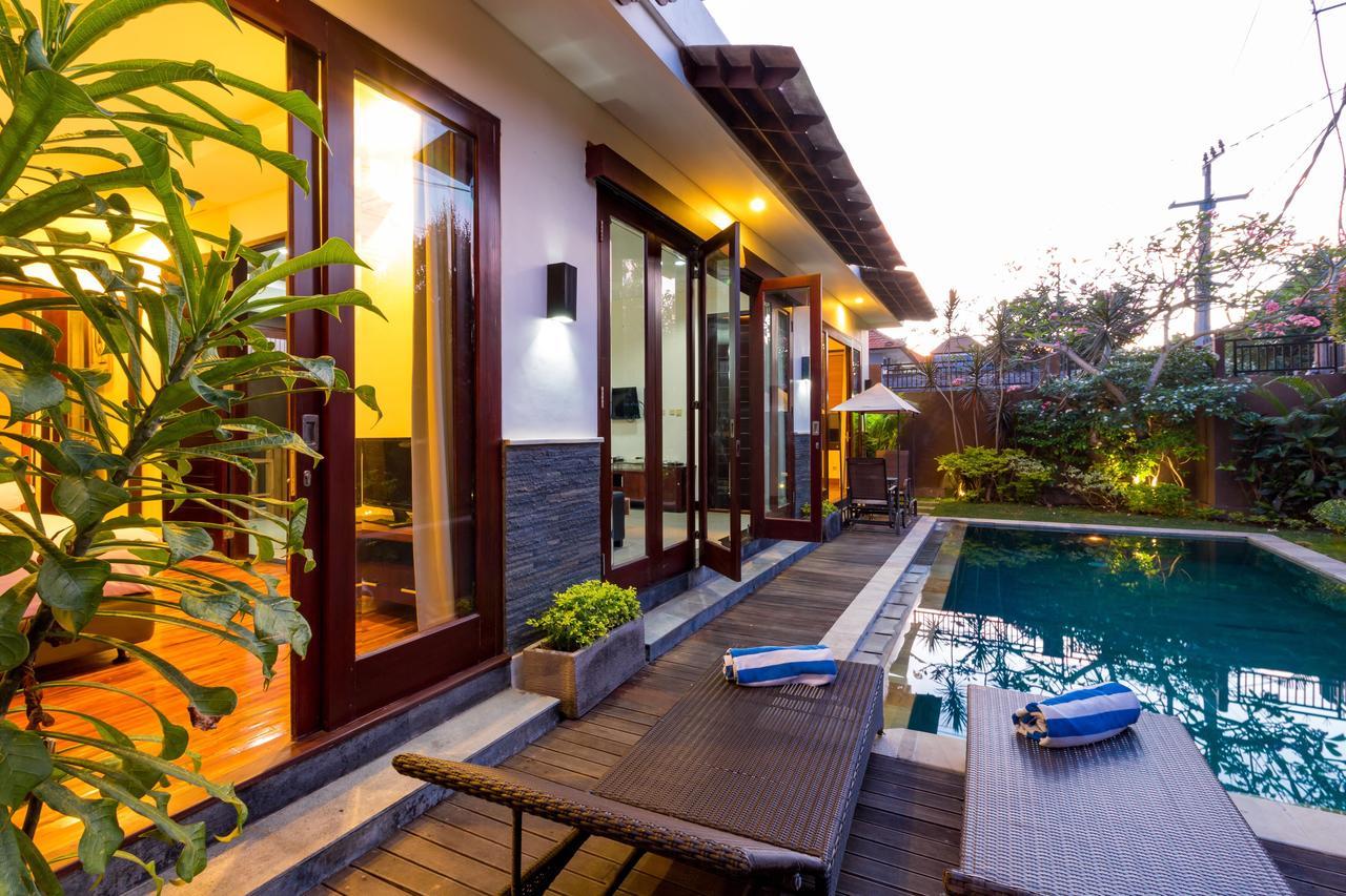 Villa Gayatri Seminyak Exterior foto