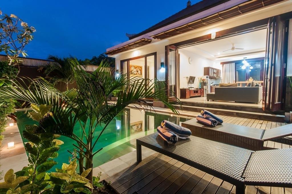 Villa Gayatri Seminyak Exterior foto