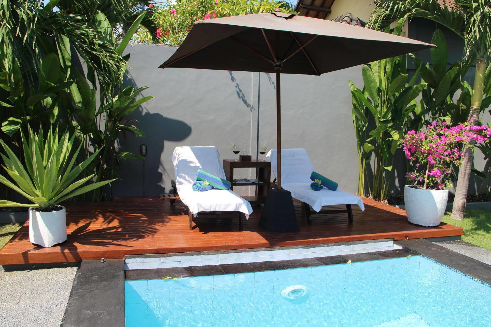 Villa Gayatri Seminyak Exterior foto